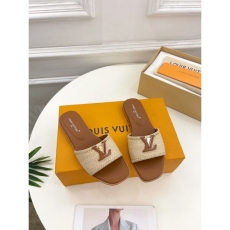 Louis Vuitton Slippers